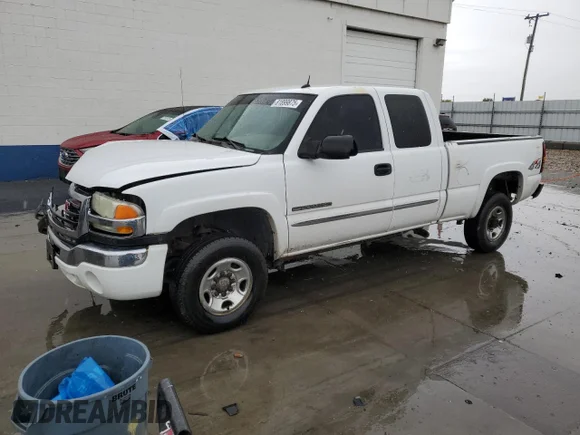 ✅ 2004 GMC Sierra 2500HD SLE • VIN: 1GTHK29U34E397954 • Lot: 81899875. Wystawiony na Copart z przebiegiem 310 826 mil. Bezpłatny archiwum sprzedaży aukcyjnych z USA i szczegółowy raport historii pojazdu na DreamBid. Zdjęcie 1.