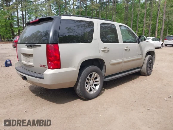 ✅ 2007 GMC Yukon SLE • VIN: 1GKFC13J97R151666 • Lot: 42083717. Wystawiony na IAAI z przebiegiem Nie podano. Bezpłatny archiwum sprzedaży aukcyjnych z USA i szczegółowy raport historii pojazdu na DreamBid. Zdjęcie 4.