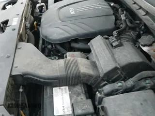 ✅ 2018 Kia Sorento EX • VIN: 5XYPHDA52JG382097 • Lot: 43451479. Wystawiony na IAAI z przebiegiem 193 698 mil. Bezpłatny archiwum sprzedaży aukcyjnych z USA i szczegółowy raport historii pojazdu na DreamBid. Zdjęcie 19.