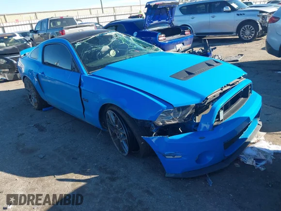 ✅ 2012 Ford Mustang GT Premium • VIN: 1ZVBP8CF9C5271727 • Lot: 44153780. Wystawiony na IAAI z przebiegiem 71 122 mil. Bezpłatny archiwum sprzedaży aukcyjnych z USA i szczegółowy raport historii pojazdu na DreamBid. Zdjęcie 6.