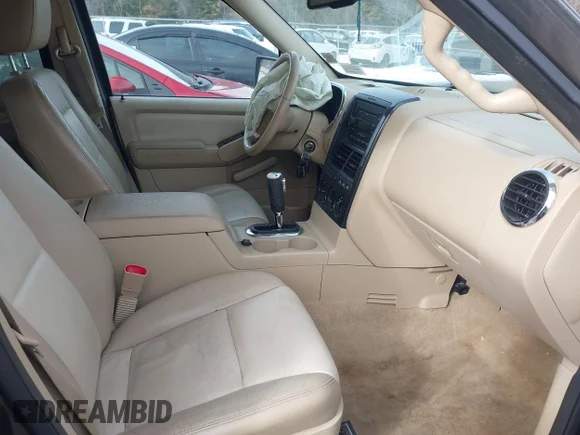 ✅ 2006 Ford Explorer XLT • VIN: 1FMEU73E46UA05726 • Lot: 41460065. Wystawiony na IAAI z przebiegiem 157 767 mil. Bezpłatny archiwum sprzedaży aukcyjnych z USA i szczegółowy raport historii pojazdu na DreamBid. Zdjęcie 5.