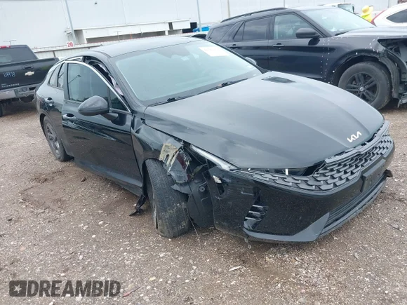 ✅ 2022 Kia K5 LX • VIN: 5XXG24J21NG148390 • Лот: 42501978. Опубліковано раніше на IAAI з пробігом 25 631 миль. Безкоштовний доступ до архіву аукціонних продажів зі США та докладний звіт про історію автомобіля на DreamBid. Зображення 1.