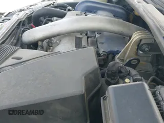 ✅ 2006 Volvo V70 • VIN: YV1SJ527762533757 • Lot: 42588695. Wystawiony na IAAI z przebiegiem 167 418 mil. Bezpłatny archiwum sprzedaży aukcyjnych z USA i szczegółowy raport historii pojazdu na DreamBid. Zdjęcie 13.