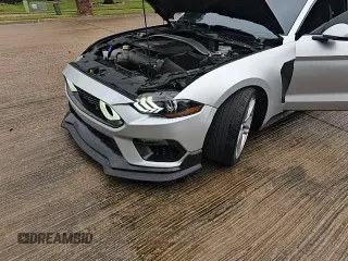 ✅ 2020 Ford Mustang GT Premium • VIN: 1FA6P8CF3L5140173 • Lot: 94086065. Wystawiony na Copart z przebiegiem 35 156 mil. Bezpłatny archiwum sprzedaży aukcyjnych z USA i szczegółowy raport historii pojazdu na DreamBid. Zdjęcie 11.