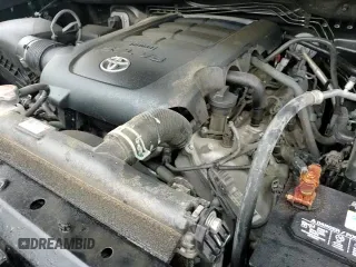 ✅ 2019 Toyota Tundra SR5 • VIN: 5TFAY5F1XKX787740 • Лот: 80173455. Опубликован ранее на Copart с пробегом 84 026 миль. Бесплатный доступ к архиву аукционных продаж из США и подробный отчёт об истории автомобиля на DreamBid. Изображение 13.