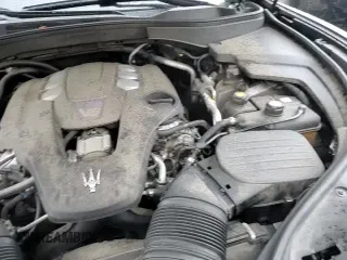 ✅ 2019 Maserati Levante S • VIN: ZN661YUS2KX317837 • Lot: 91362825. Wystawiony na Copart z przebiegiem 83 981 mil. Bezpłatny archiwum sprzedaży aukcyjnych z USA i szczegółowy raport historii pojazdu na DreamBid. Zdjęcie 13.