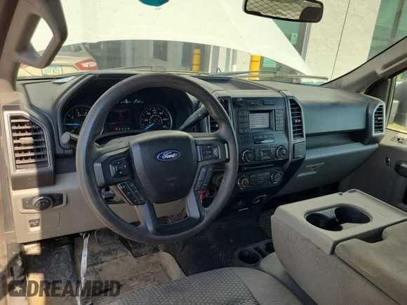 ✅ 2018 Ford F-150 XL • VIN: 1FTFX1E50JKD73903 • Lot: 42663576. Wystawiony na IAAI z przebiegiem 178 136 mil. Bezpłatny archiwum sprzedaży aukcyjnych z USA i szczegółowy raport historii pojazdu na DreamBid. Zdjęcie 16.