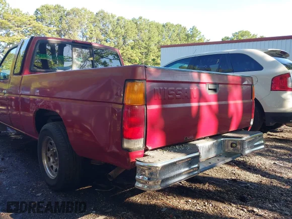 ✅ 1995 Nissan Frontier XE • VIN: 1N6HD16S6SC398853 • Lot: 45470218. Wystawiony na IAAI z przebiegiem 138 857 mil. Bezpłatny archiwum sprzedaży aukcyjnych z USA i szczegółowy raport historii pojazdu na DreamBid. Zdjęcie 6.