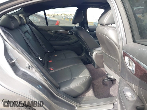 ✅ 2024 Infiniti Q50 Sensory • VIN: JN1EV7CP2RM601394 • Lot: 44313402. Wystawiony na IAAI z przebiegiem 10 587 mil. Bezpłatny archiwum sprzedaży aukcyjnych z USA i szczegółowy raport historii pojazdu na DreamBid. Zdjęcie 8.