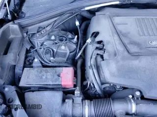 ✅ 2018 Land Rover Range Rover Velar R-Dynamic SE • VIN: SALYL2RV0JA765217 • Лот: 87026435. Опубликован ранее на Copart с пробегом 106 234 миль. Бесплатный доступ к архиву аукционных продаж из США и подробный отчёт об истории автомобиля на DreamBid. Изображение 13.