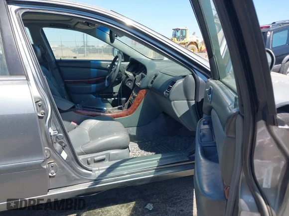 ✅ 2000 Acura TL • VIN: 19UUA5677YA057223 • Лот: 43143789. Опубликован ранее на IAAI с пробегом 271 958 миль. Бесплатный доступ к архиву аукционных продаж из США и подробный отчёт об истории автомобиля на DreamBid. Изображение 5.