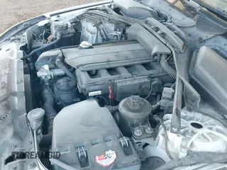 ✅ 2004 BMW 5 Series 525i • VIN: WBANA53504B849723 • Lot: 40683545. Wystawiony na IAAI z przebiegiem 193 969 mil. Bezpłatny archiwum sprzedaży aukcyjnych z USA i szczegółowy raport historii pojazdu na DreamBid. Zdjęcie 12.