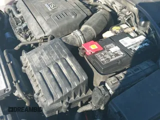 ✅ 2019 Volkswagen Golf R • VIN: WVWVA7AU9KW209511 • Lot: 41269976. Wystawiony na IAAI z przebiegiem 65 368 mil. Bezpłatny archiwum sprzedaży aukcyjnych z USA i szczegółowy raport historii pojazdu na DreamBid. Zdjęcie 20.