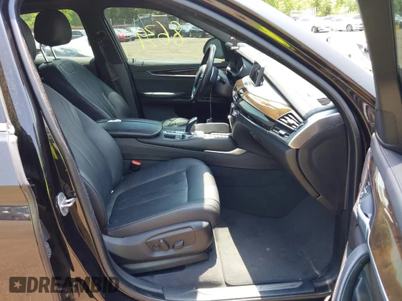 ✅ 2018 BMW X6 xDrive35i • VIN: 5UXKU2C58J0Z61817 • Lot: 42378634. Listed on IAAI with 69,713 mi. Free auction sales archive from the USA and detailed vehicle history report at DreamBid. Image 5.