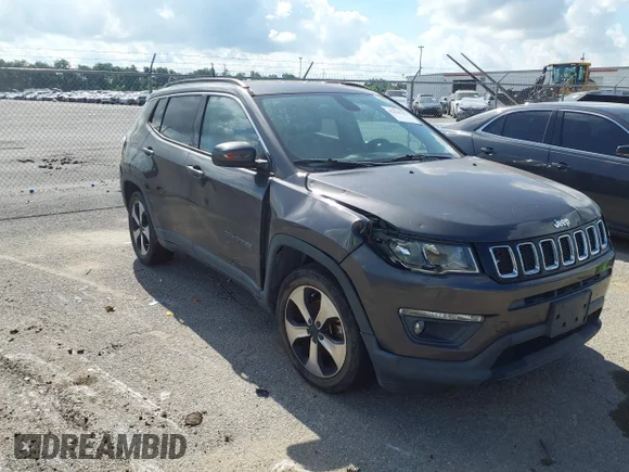 ✅ 2017 Jeep Compass Latitude • VIN: 3C4NJCBB9HT632951 • Лот: 45460323. Опубликован ранее на IAAI с пробегом 96 175 миль. Бесплатный доступ к архиву аукционных продаж из США и подробный отчёт об истории автомобиля на DreamBid. Изображение 1.
