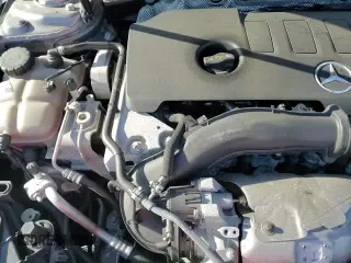 ✅ 2020 Mercedes-Benz CLA 250 • VIN: W1K5J4HB2LN088661 • Lot: 83868155. Wystawiony na Copart z przebiegiem 24 245 mil. Bezpłatny archiwum sprzedaży aukcyjnych z USA i szczegółowy raport historii pojazdu na DreamBid. Zdjęcie 13.