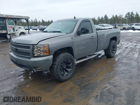 ✅ 2008 Chevrolet Silverado 1500 Work Truck • VIN: 1GCEK14J38Z231569 • Lot: 44503448. Wystawiony na IAAI z przebiegiem 154 754 mil. Bezpłatny archiwum sprzedaży aukcyjnych z USA i szczegółowy raport historii pojazdu na DreamBid. Zdjęcie 2.