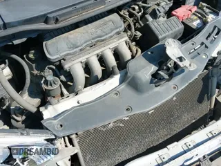 ✅ 2011 Honda Fit Sport • VIN: JHMGE8H54BC002025 • Lot: 43373965. Wystawiony na IAAI z przebiegiem 199 204 mil. Bezpłatny archiwum sprzedaży aukcyjnych z USA i szczegółowy raport historii pojazdu na DreamBid. Zdjęcie 19.