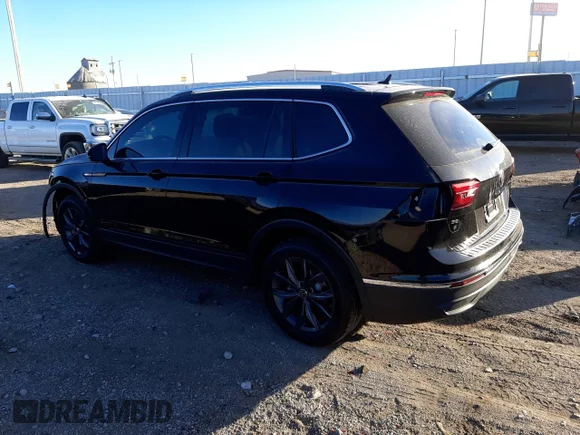 ✅ 2022 Volkswagen Tiguan SE • VIN: 3VV2B7AX5NM121264 • Лот: 69512502. Опубліковано раніше на Copart з пробігом 3 964 миль. Безкоштовний доступ до архіву аукціонних продажів зі США та докладний звіт про історію автомобіля на DreamBid. Зображення 2.