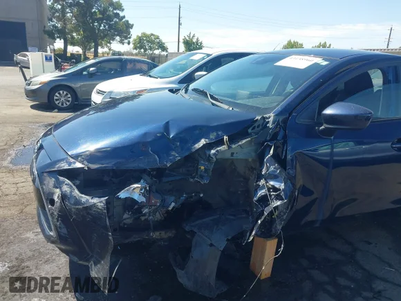 ✅ 2016 Scion iA • VIN: 3MYDLBZV3GY141116 • Лот: 43138960. Опубліковано раніше на IAAI з пробігом 43 386 миль. Безкоштовний доступ до архіву аукціонних продажів зі США та докладний звіт про історію автомобіля на DreamBid. Зображення 6.
