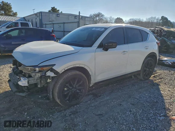 ✅ 2024 Mazda CX-5 Carbon Edition • VIN: JM3KFBAY9R0373923 • Lot: 95841185. Wystawiony na Copart z przebiegiem 45 526 mil. Bezpłatny archiwum sprzedaży aukcyjnych z USA i szczegółowy raport historii pojazdu na DreamBid. Zdjęcie 1.