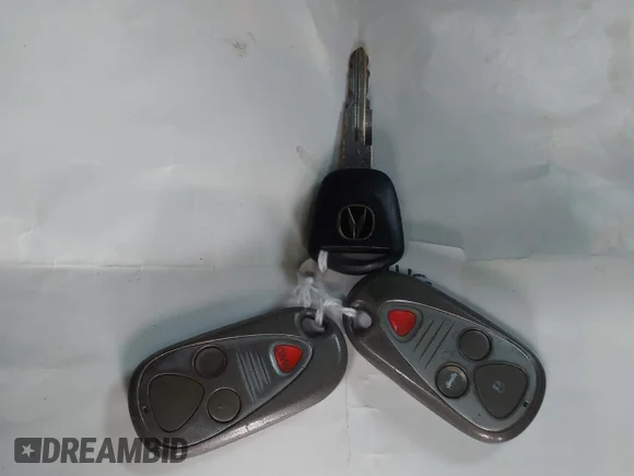 ✅ 2008 Acura TSX Nav • VIN: JH4CL96918C015789 • Lot: 43947923. Wystawiony na IAAI z przebiegiem 142 816 mil. Bezpłatny archiwum sprzedaży aukcyjnych z USA i szczegółowy raport historii pojazdu na DreamBid. Zdjęcie 11.
