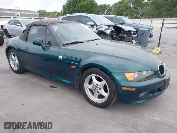 ✅ 1996 BMW 3 Series Z3 1.9 • VIN: 4USCH7326TLB66759 • Lot: 44741648. Wystawiony na IAAI z przebiegiem 120 382 mil. Bezpłatny archiwum sprzedaży aukcyjnych z USA i szczegółowy raport historii pojazdu na DreamBid. Zdjęcie 1.