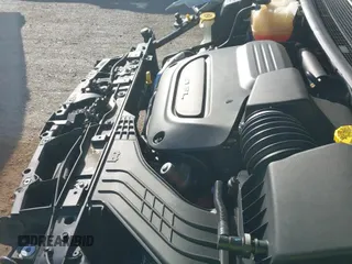 ✅ 2019 Chrysler Pacifica Limited • VIN: 2C4RC1GG6KR552053 • Lot: 43487298. Listed on IAAI with 94,327 mi. Free auction sales archive from the USA and detailed vehicle history report at DreamBid. Image 21.