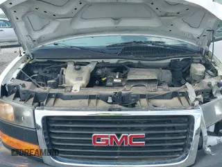 ✅ 2014 GMC Savana Cargo • VIN: 1GTW7FCA5E1908734 • Lot: 42526918. Wystawiony na IAAI z przebiegiem 138 910 mil. Bezpłatny archiwum sprzedaży aukcyjnych z USA i szczegółowy raport historii pojazdu na DreamBid. Zdjęcie 19.