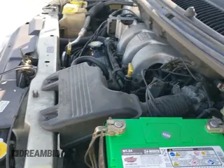 ✅ 2000 Dodge Caravan SE • VIN: 1B4GP44R1YB742608 • Lot: 43735020. Listed on IAAI with 110,611 mi. Free auction sales archive from the USA and detailed vehicle history report at DreamBid. Image 19.