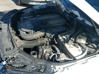 ✅ 2015 Mercedes-Benz C 250 • VIN: WDDGJ4HB2FG433897 • Lot: 42830216. Wystawiony na IAAI z przebiegiem 105 092 mil. Bezpłatny archiwum sprzedaży aukcyjnych z USA i szczegółowy raport historii pojazdu na DreamBid. Zdjęcie 22.