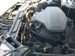 ✅ 2021 Cadillac XT5 FWD Premium Luxury • VIN: 1GYKNCRS0MZ163677 • Lot: 43196151. Wystawiony na IAAI z przebiegiem 33 031 mil. Bezpłatny archiwum sprzedaży aukcyjnych z USA i szczegółowy raport historii pojazdu na DreamBid. Zdjęcie 20.