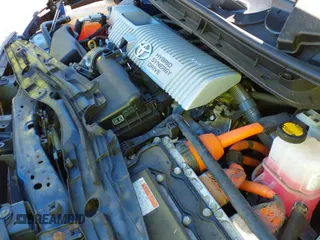 ✅ 2013 Toyota Prius Two • VIN: JTDKN3DU4D0352464 • Лот: 43351320. Опубликован ранее на IAAI с пробегом 228 141 миль. Бесплатный доступ к архиву аукционных продаж из США и подробный отчёт об истории автомобиля на DreamBid. Изображение 20.