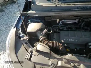 ✅ 2020 Chevrolet Trax LT • VIN: 3GNCJPSB6LL149447 • Lot: 80290235. Wystawiony na Copart z przebiegiem 84 550 mil. Bezpłatny archiwum sprzedaży aukcyjnych z USA i szczegółowy raport historii pojazdu na DreamBid. Zdjęcie 16.