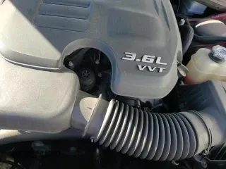 ✅ 2021 Dodge Challenger GT • VIN: 2C3CDZKG1MH501078 • Lot: 82567635. Wystawiony na Copart z przebiegiem 29 649 mil. Bezpłatny archiwum sprzedaży aukcyjnych z USA i szczegółowy raport historii pojazdu na DreamBid. Zdjęcie 13.