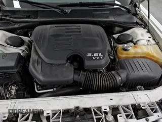 ✅ 2013 Dodge Challenger Rallye Redline • VIN: 2C3CDYAGXDH566619 • Lot: 72926124. Wystawiony na Copart z przebiegiem 177 355 mil. Bezpłatny archiwum sprzedaży aukcyjnych z USA i szczegółowy raport historii pojazdu na DreamBid. Zdjęcie 14.