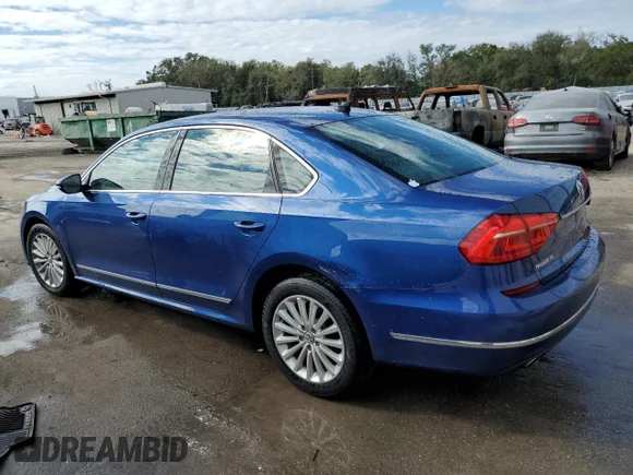 ✅ 2016 Volkswagen Passat SE • VIN: 1VWBS7A33GC011598 • Lot: 70437742. Wystawiony na Copart z przebiegiem 66 594 mil. Bezpłatny archiwum sprzedaży aukcyjnych z USA i szczegółowy raport historii pojazdu na DreamBid. Zdjęcie 2.