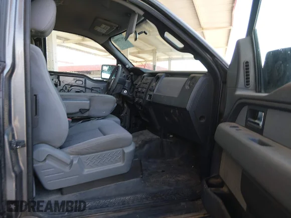 ✅ 2013 Ford F-150 XLT • VIN: 1FTFX1EF1DKE41316 • Лот: 45172001. Опубликован ранее на IAAI с пробегом 307 922 миль. Бесплатный доступ к архиву аукционных продаж из США и подробный отчёт об истории автомобиля на DreamBid. Изображение 5.