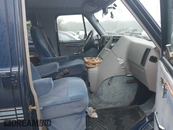 ✅ 1995 Chevrolet Chevy Van • VIN: 1GBEG25K0SF177840 • Лот: 42251083. Опубликован ранее на IAAI с пробегом 114 495 миль. Бесплатный доступ к архиву аукционных продаж из США и подробный отчёт об истории автомобиля на DreamBid. Изображение 5.