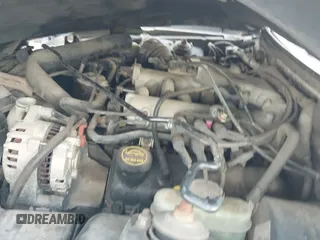 ✅ 2001 Ford Mustang Standard • VIN: 1FAFP40421F225105 • Lot: 42982197. Wystawiony na IAAI z przebiegiem 146 713 mil. Bezpłatny archiwum sprzedaży aukcyjnych z USA i szczegółowy raport historii pojazdu na DreamBid. Zdjęcie 18.