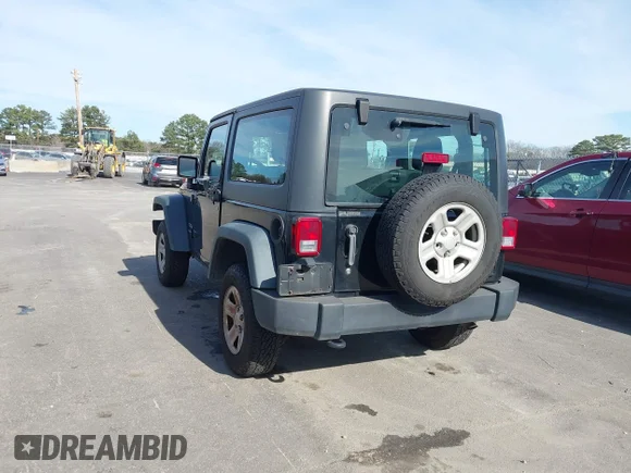 ✅ 2013 Jeep Wrangler Sport • VIN: 1C4AJWAG0DL689011 • Lot: 44141794. Wystawiony na IAAI z przebiegiem 119 056 mil. Bezpłatny archiwum sprzedaży aukcyjnych z USA i szczegółowy raport historii pojazdu na DreamBid. Zdjęcie 3.