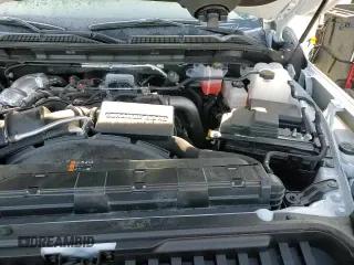 ✅ 2025 GMC Sierra 3500 • VIN: 1GT4UYEYXSF197956 • Lot: 46292435. Wystawiony na Copart z przebiegiem 3 112 mil. Bezpłatny archiwum sprzedaży aukcyjnych z USA i szczegółowy raport historii pojazdu na DreamBid. Zdjęcie 13.