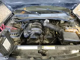 ✅ 2007 Dodge Charger • VIN: 2B3KA43R67H785316 • Лот: 83826174. Размещён на Copart с пробегом 162 144 миль миль. Получите бесплатный доступ к архиву аукционных продаж из США и посмотрите подробный отчёт об истории автомобиля на DreamBid. Изображение 13.