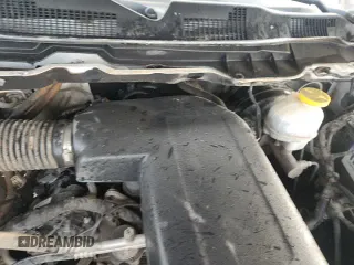 ✅ 2018 Ram 1500 Tradesman • VIN: 1C6RR7FG3JS237640 • Lot: 90816145. Wystawiony na Copart z przebiegiem 147 629 mil. Bezpłatny archiwum sprzedaży aukcyjnych z USA i szczegółowy raport historii pojazdu na DreamBid. Zdjęcie 15.