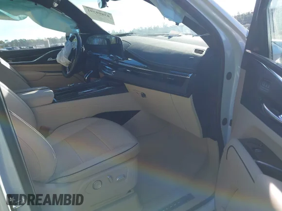 ✅ 2024 Cadillac Escalade 4WD Premium Luxury • VIN: 1GYS4BKLXRR344356 • Lot: 43899391. Wystawiony na IAAI z przebiegiem 22 060 mil. Bezpłatny archiwum sprzedaży aukcyjnych z USA i szczegółowy raport historii pojazdu na DreamBid. Zdjęcie 5.