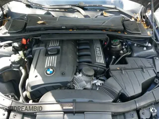 ✅ 2009 BMW 3 Series 328i • VIN: WBAPH77579NL82333 • Лот: 42932157. Опубликован ранее на IAAI с пробегом 192 450 миль. Бесплатный доступ к архиву аукционных продаж из США и подробный отчёт об истории автомобиля на DreamBid. Изображение 13.