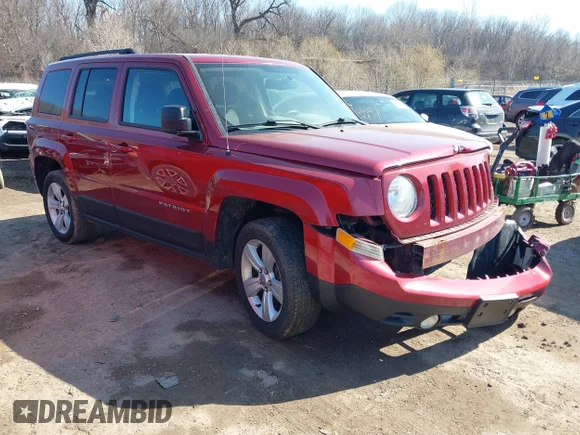 ✅ 2015 Jeep Patriot High Altitude • VIN: 1C4NJRFB1FD258853 • Lot: 44646197. Wystawiony na IAAI z przebiegiem 172 741 mil. Bezpłatny archiwum sprzedaży aukcyjnych z USA i szczegółowy raport historii pojazdu na DreamBid. Zdjęcie 1.