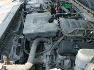 ✅ 2016 Chevrolet Silverado 1500 Work Truck • VIN: 1GCNCNEHXGZ263871 • Лот: 42773558. Опубликован ранее на IAAI с пробегом 258 808 миль. Бесплатный доступ к архиву аукционных продаж из США и подробный отчёт об истории автомобиля на DreamBid. Изображение 18.