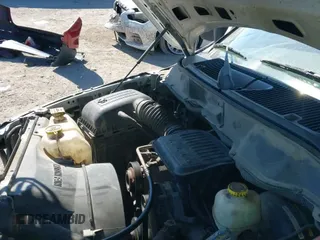 ✅ 2008 Dodge 1500 ST • VIN: 1D7HA16K88J193332 • Лот: 43452057. Опубликован ранее на IAAI с пробегом 211 227 миль. Бесплатный доступ к архиву аукционных продаж из США и подробный отчёт об истории автомобиля на DreamBid. Изображение 19.