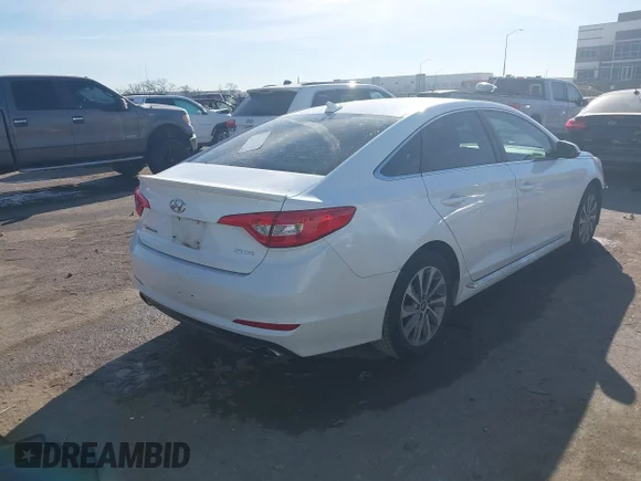 ✅ 2015 Hyundai Sonata Limited • VIN: 5NPE34AF6FH033961 • Lot: 44171737. Wystawiony na IAAI z przebiegiem 129 601 mil. Bezpłatny archiwum sprzedaży aukcyjnych z USA i szczegółowy raport historii pojazdu na DreamBid. Zdjęcie 4.